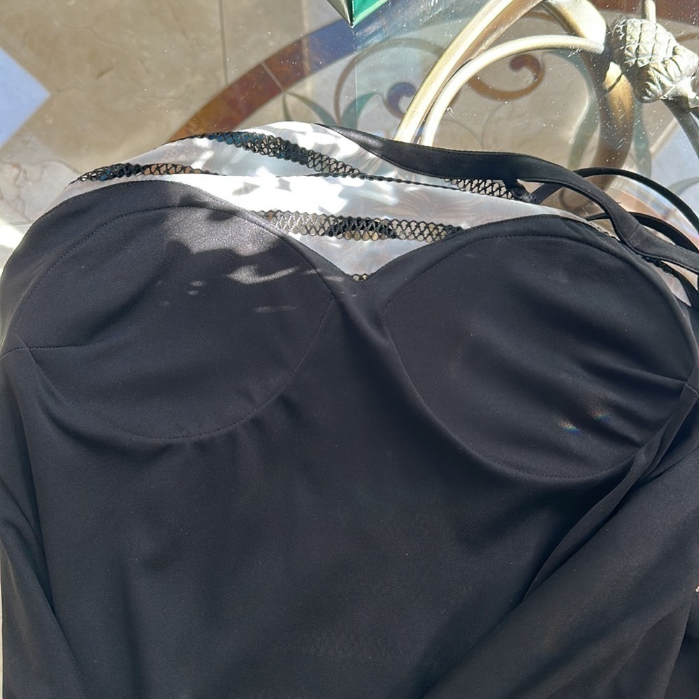 Guess summer dress. Size 12​​​​​​​​​​​​​​​​​​​​​​ - Picture 6 of 6